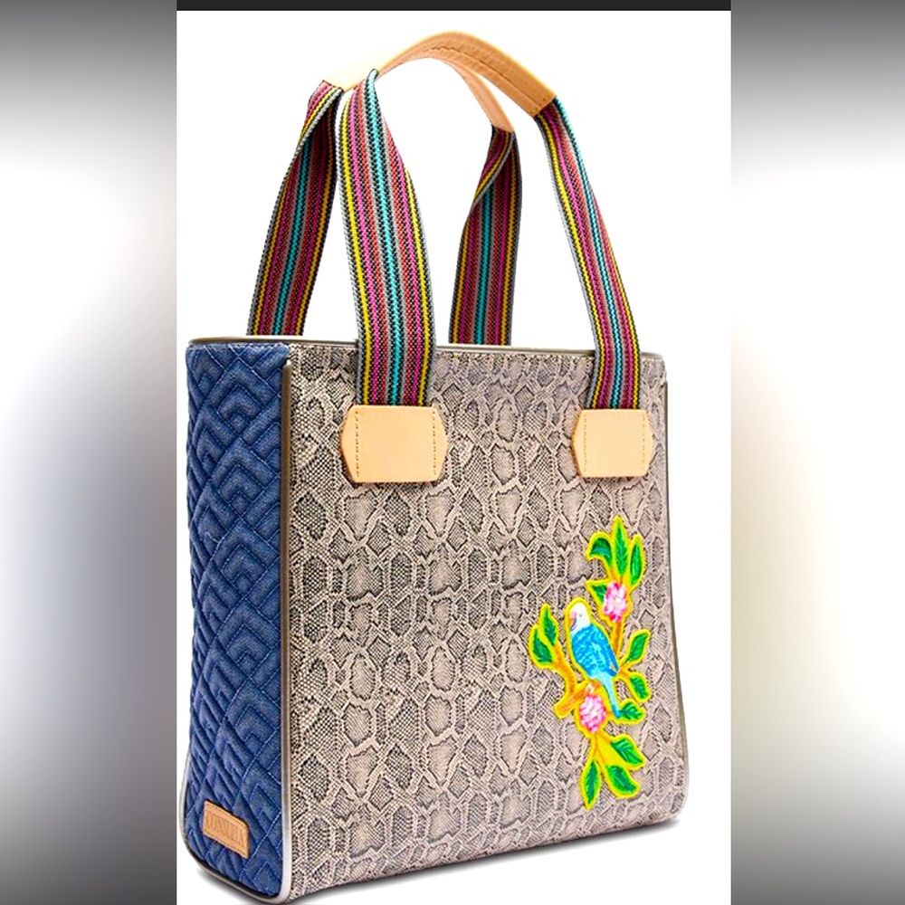 Consuela Wynn Classic Tote NWT